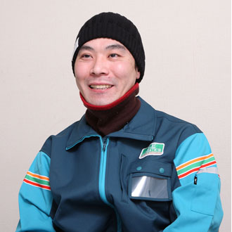 男性仕分けスタッフ１