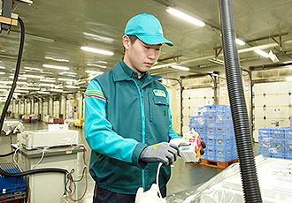 仕分けスタッフ2