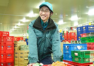 仕分けスタッフ3