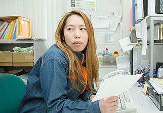 仕分けスタッフ3